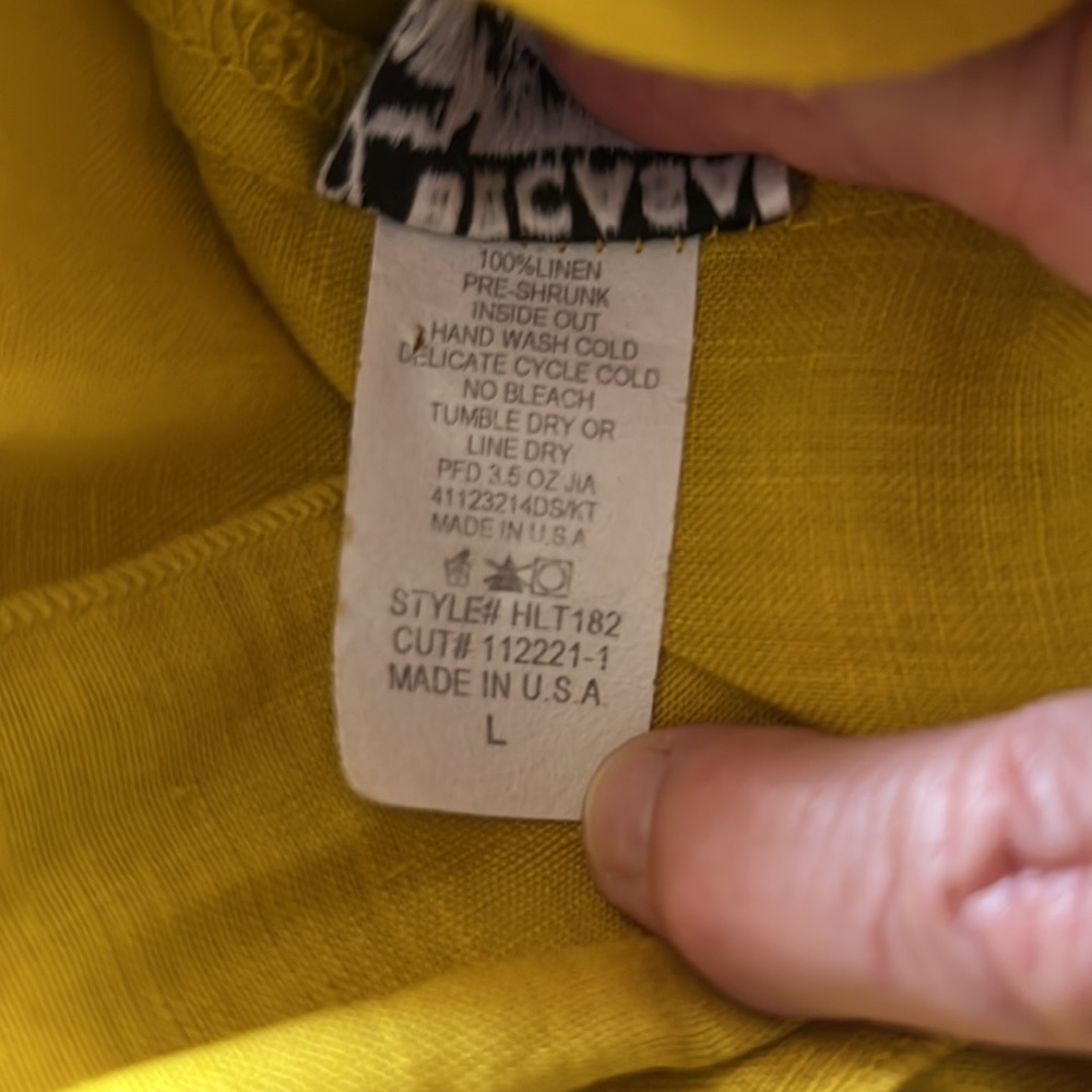 Boutique Top - Picture 6 of 6